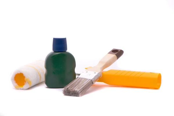 Fırça, rulo ve yeşil boya — Stok fotoğraf