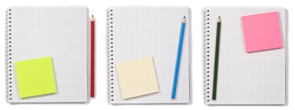 Set of note papers and pencils — Stock Photo, Image