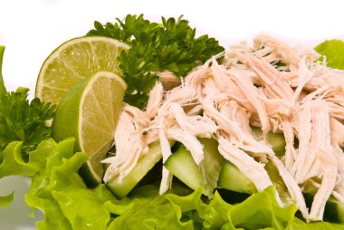 salata salatalık, tavuk ve kireç