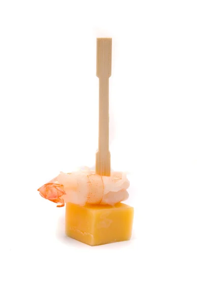 Canapé com queijo e camarão — Fotografia de Stock