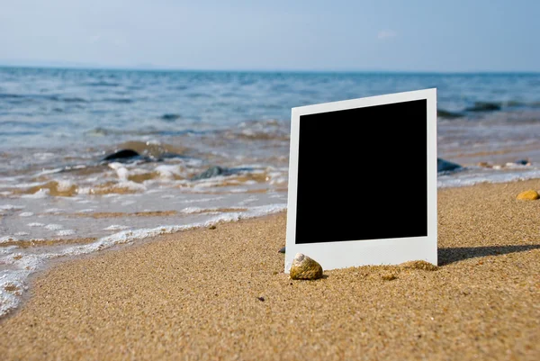 Foto card sulla spiaggia di sabbia — Foto Stock