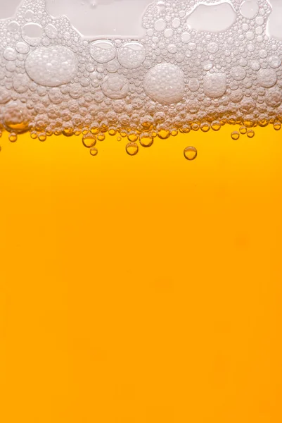 Zamykanie pęcherzyków piwa — Zdjęcie stockowe