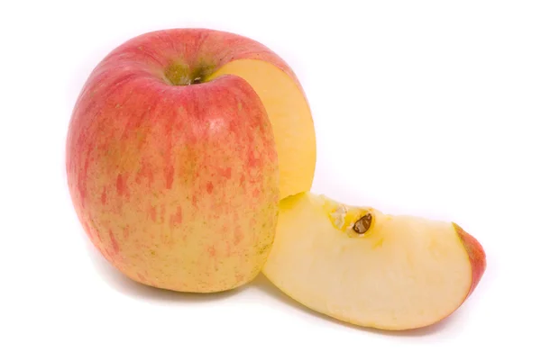 Plátky žlutého zralé jablko — Stock fotografie