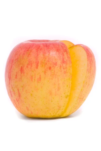 Розрізане жовте стигле яблуко — стокове фото