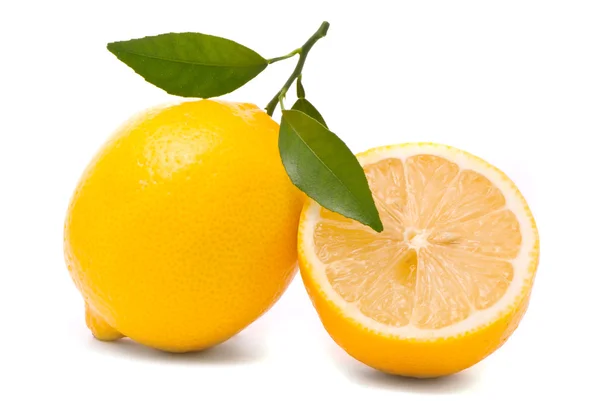 Lemon with fresh leaves — Stock Photo, Image
