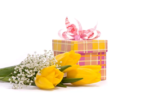 Yellow tulips and gift box — Stock Photo, Image