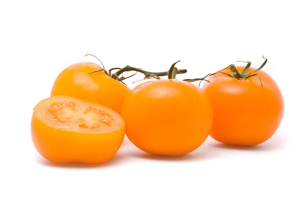 Свіжі помідори. Студійний білий фон . — стокове фото