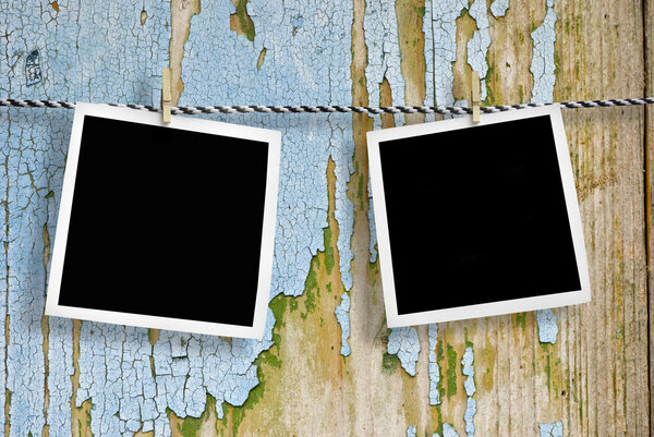 Винтажные фотографии на веревке
