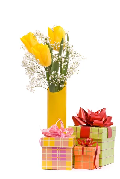 Yellow tulips and gift box — Stock Photo, Image