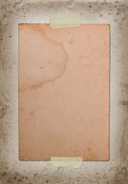 Oldtimer-Foto gegen ein altes Papier — Stockfoto