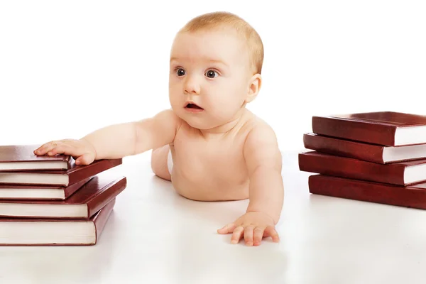 Baby och böcker — Stockfoto
