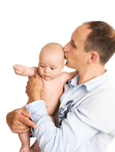 Papà baciare il suo bambino infelice — Foto Stock