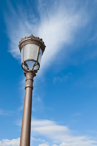 Уличная лампа Испании — стоковое фото