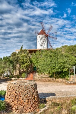 Es Mercadal windmill clipart