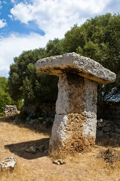Torretrencada megalithischer Tisch — Stockfoto