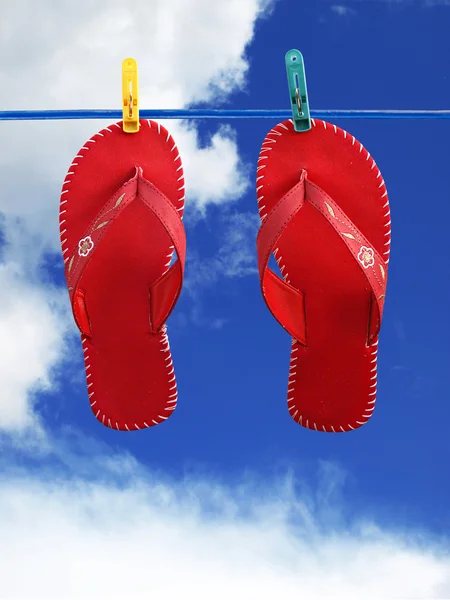 Rote Flip-Flops — Stockfoto