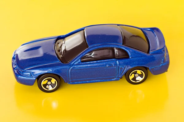 Mobil biru — Stok Foto