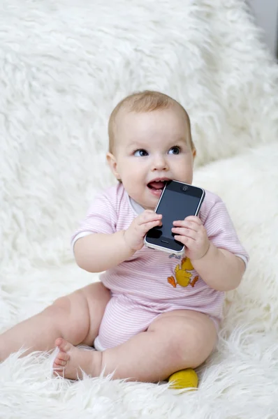 Toddler and phone — Stock Photo, Image