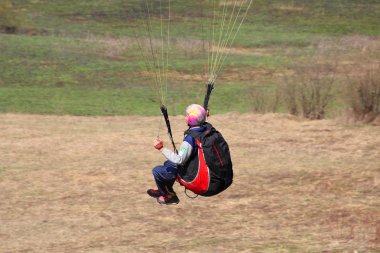 Paraglide clipart