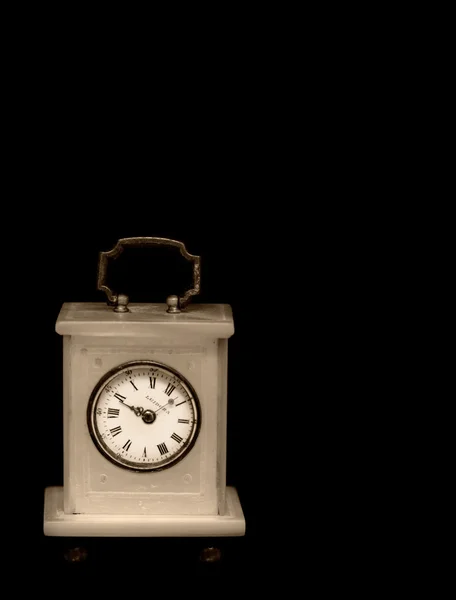 Eski masa saati — Stok fotoğraf