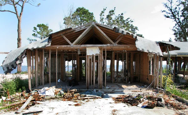 Domu, které zničil hurikán — Stock fotografie