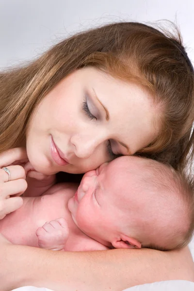 Mor och spädbarn — Stockfoto