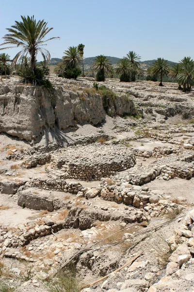 Ruïnes op tel megiddo, Israël — Stockfoto