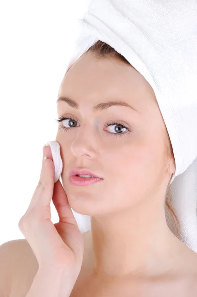 顔の皮膚の洗浄 — ストック写真