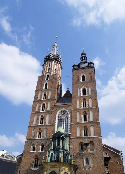 Mariacki kerk in Krakau, Polen — Stockfoto
