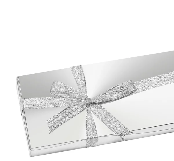 Caja de regalo de plata con cinta — Foto de Stock