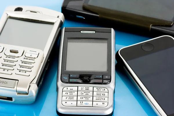 Telefon komórkowy i komputer — Zdjęcie stockowe