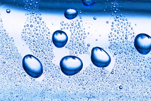 Niebieska kropla wody — Zdjęcie stockowe