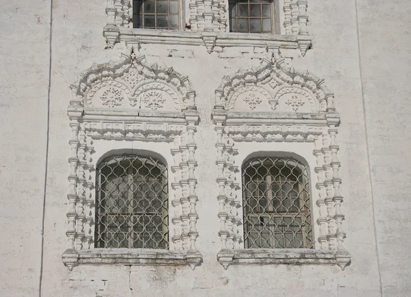 Duas janelas de escultura — Fotografia de Stock