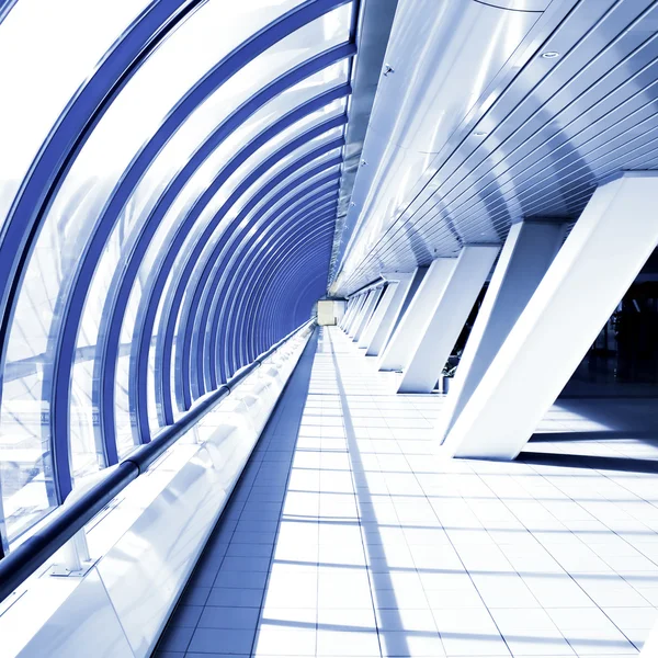 Corridoio viola in tubo — Foto Stock