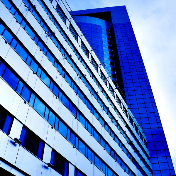 Arranha-céus modernos business center — Fotografia de Stock