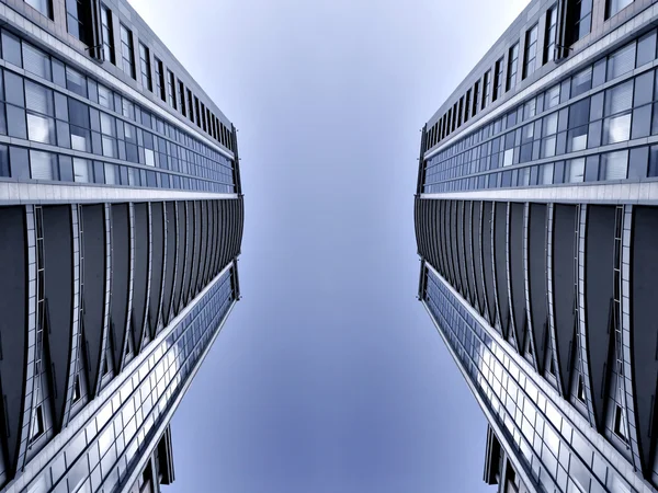 Symmetric business skyscrapers — Stock Photo, Image