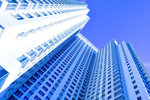 Rascacielos geométricos modernos — Foto de Stock
