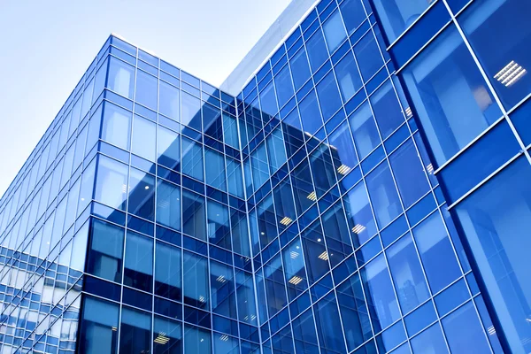 Niebieski nowoczesny biznes budynków — Zdjęcie stockowe