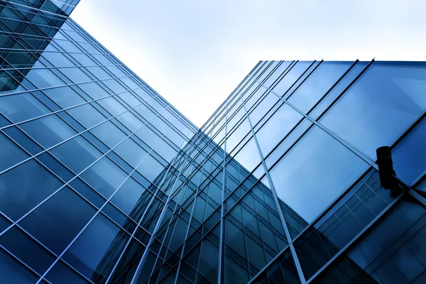 Parede de vidro texturizado, edifício moderno — Fotografia de Stock