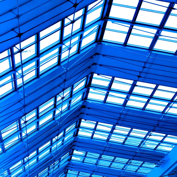 Modrá skleněná střecha — Stock fotografie