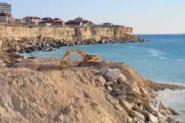 şehir deniz kenarı.