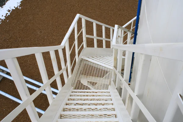 Döner merdivenla escalera de caracol. — Stok fotoğraf