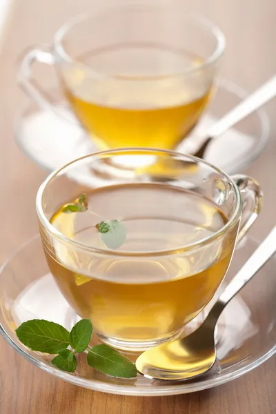 Two cups of green tea with mint — Stock Photo, Image