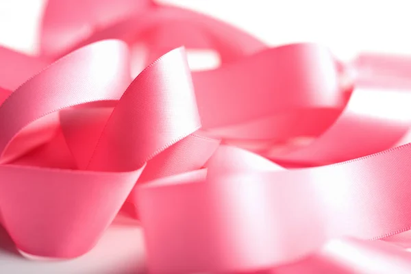 Krásná růžová stuha izolované — Stock fotografie