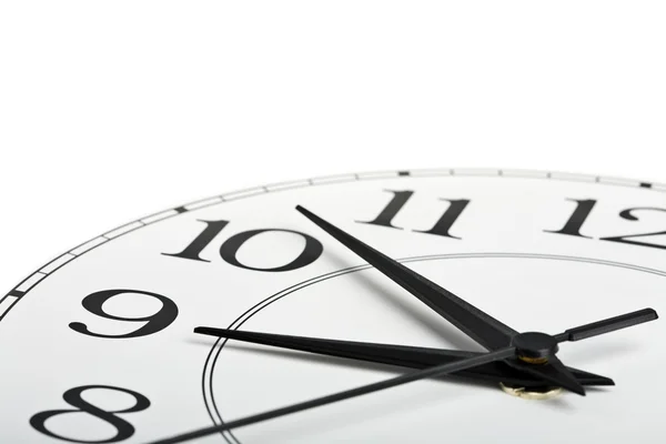 Reloj mostrando el tiempo alrededor de nueve aislados —  Fotos de Stock