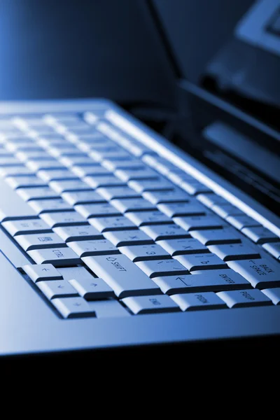 Сучасний ноутбук клавіатури — стокове фото