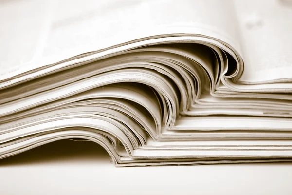 Empilement de journaux tonique sépia — Photo