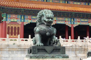 China Royal Bronze Lion clipart