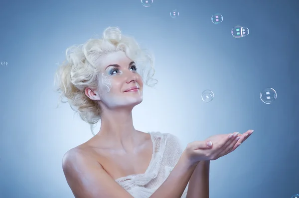 Regina della neve con bolle di schiuma — Foto Stock