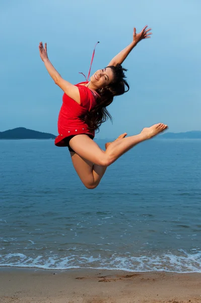 Beautiful Young Woman Jumping Sea — Stock Photo, Image